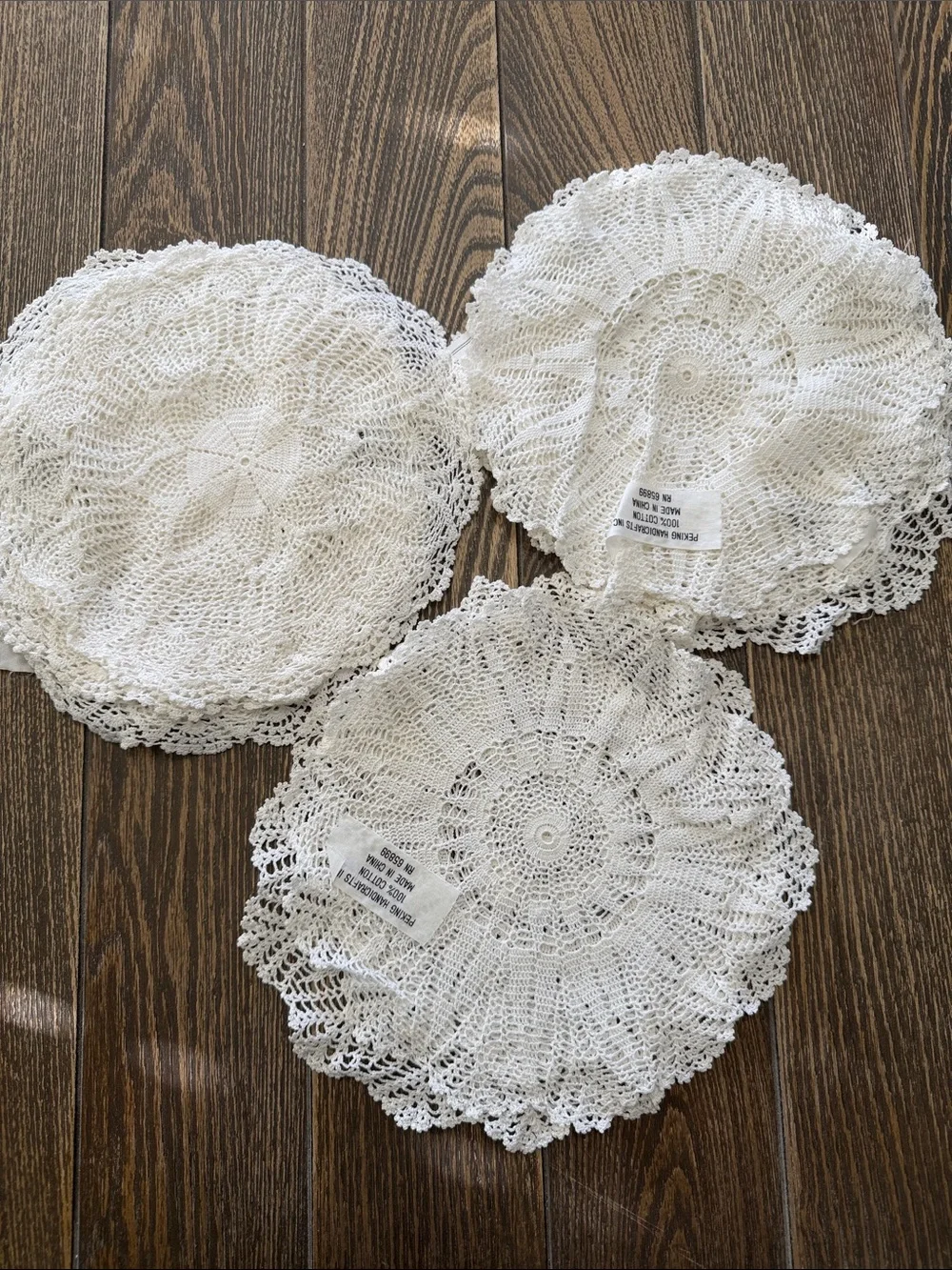 VTG Classic White Crochet Doilies - Set of 15 Handcrafted 100% Cotton Cottage
